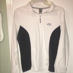 North face pullover